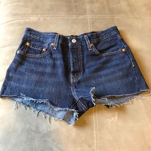 Levi’s 501 denim shorts dark blue SZ 27